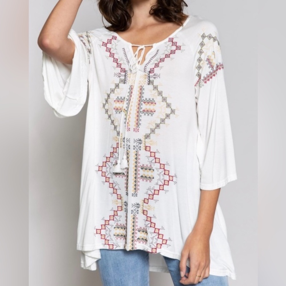 New POL Bohemian Tunic with Embroidery and 3/4 Bell Sleeves Size Large